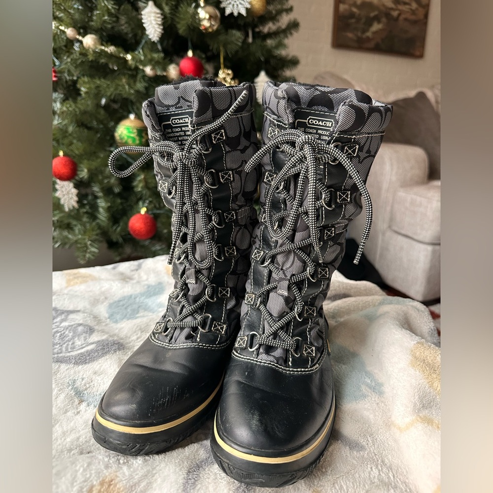 Coach Women's Black and Gray Shaine Winter Boats